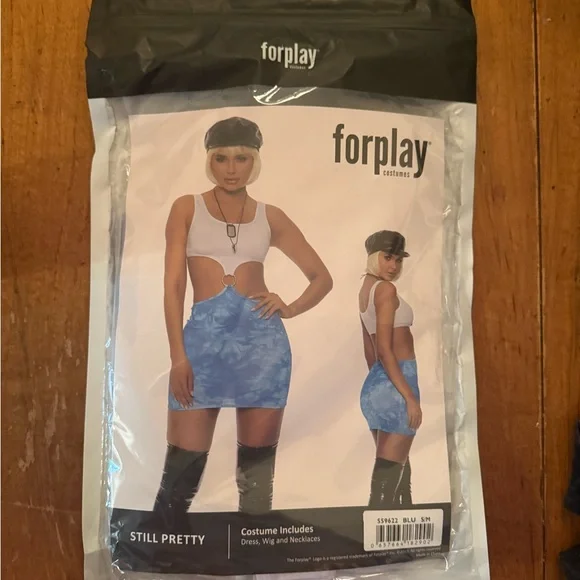 Forplay Women's Still Pretty Sexy Movie Character Costume - Picture 2 of 6